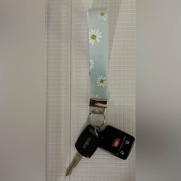 Floral Keychain Wristlet pick one - Picture 13 of 14